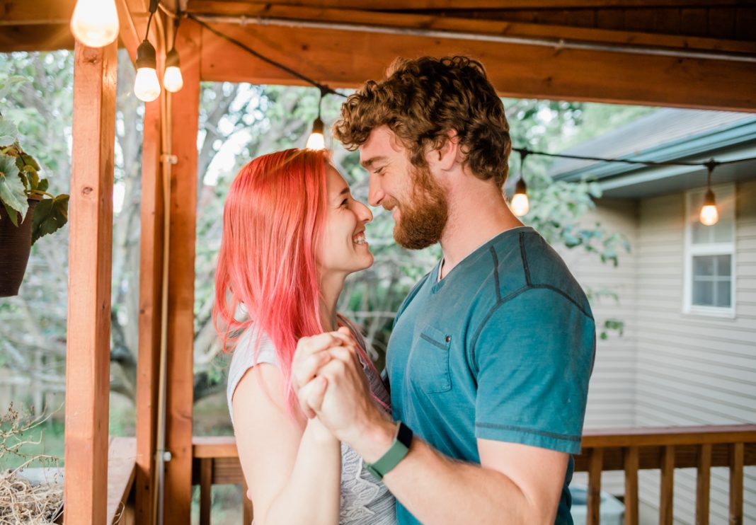 Simple Celebration Ideas For An Anniversary During A Pandemic