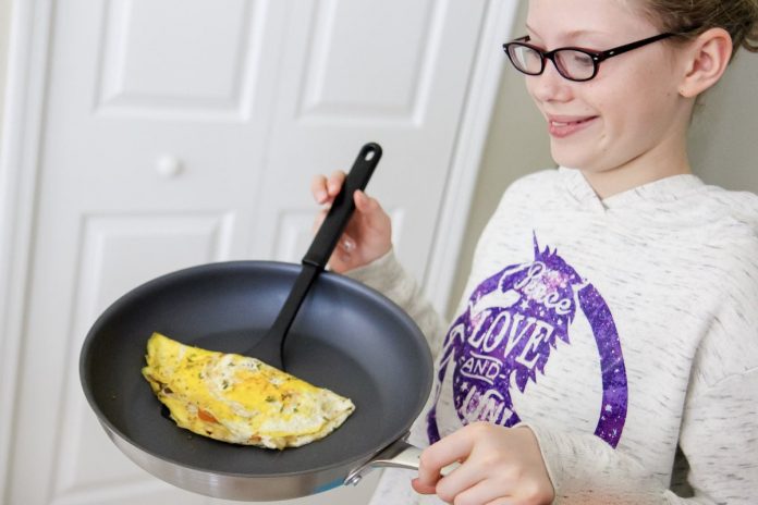 School Lunch Ideas: Think Outside The Lunch”box”