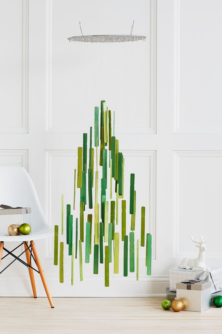 11 Whimsical Christmas Tree Alternatives To Try This Season