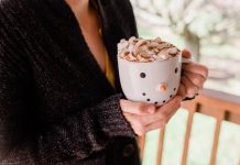 daily-mom-parent-portal-12 Easy And Delicious Thanksgiving Drinks For Kids (and Adults)!