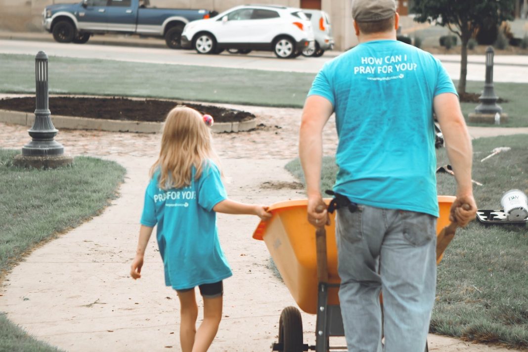 Family Mission Trips: Find The Perfect Fit With These 4 Questions