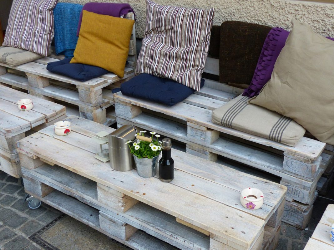 Wood Pallet Projects For Your Home