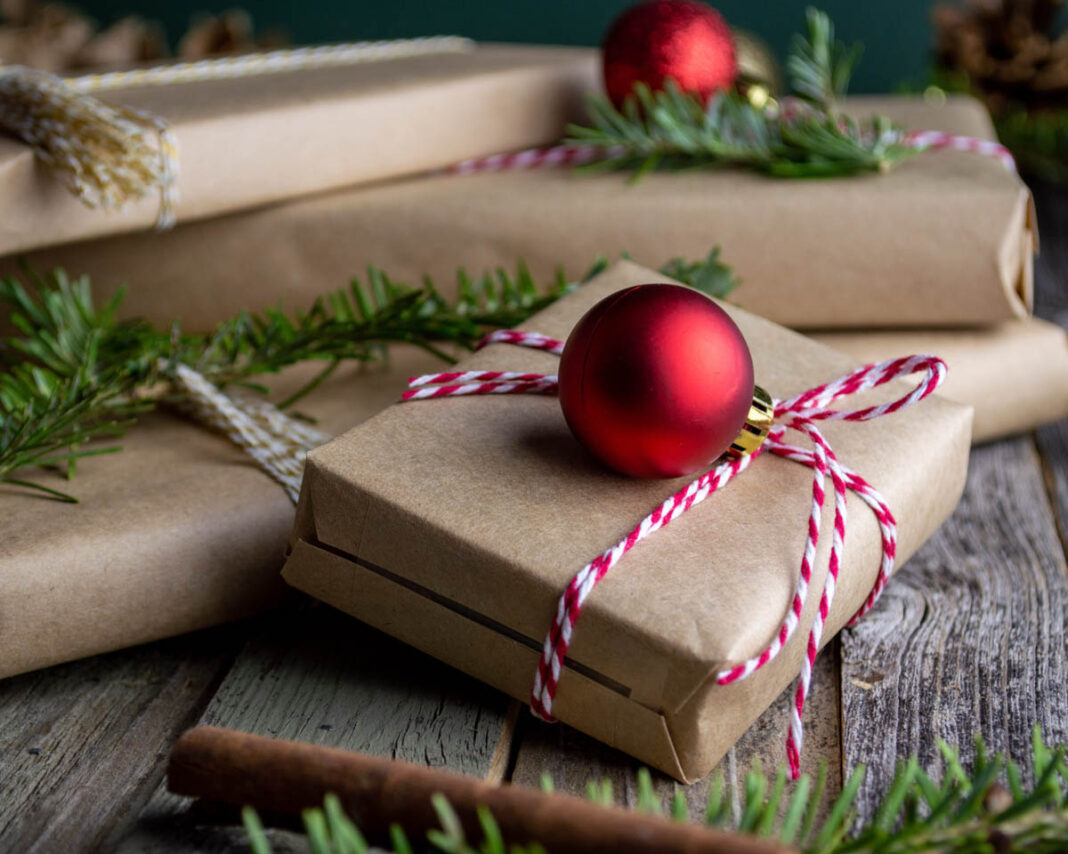 6 Easy Ways To Handle Holiday Stress Like A Boss