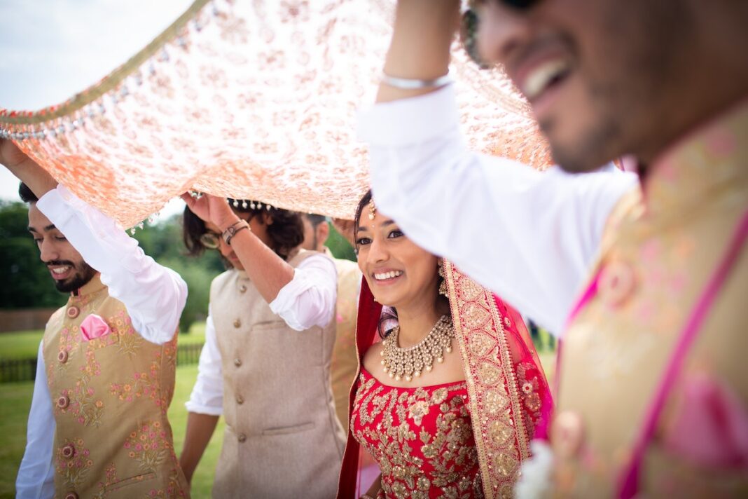 14 Unique And Fun Wedding Traditions From Around The World