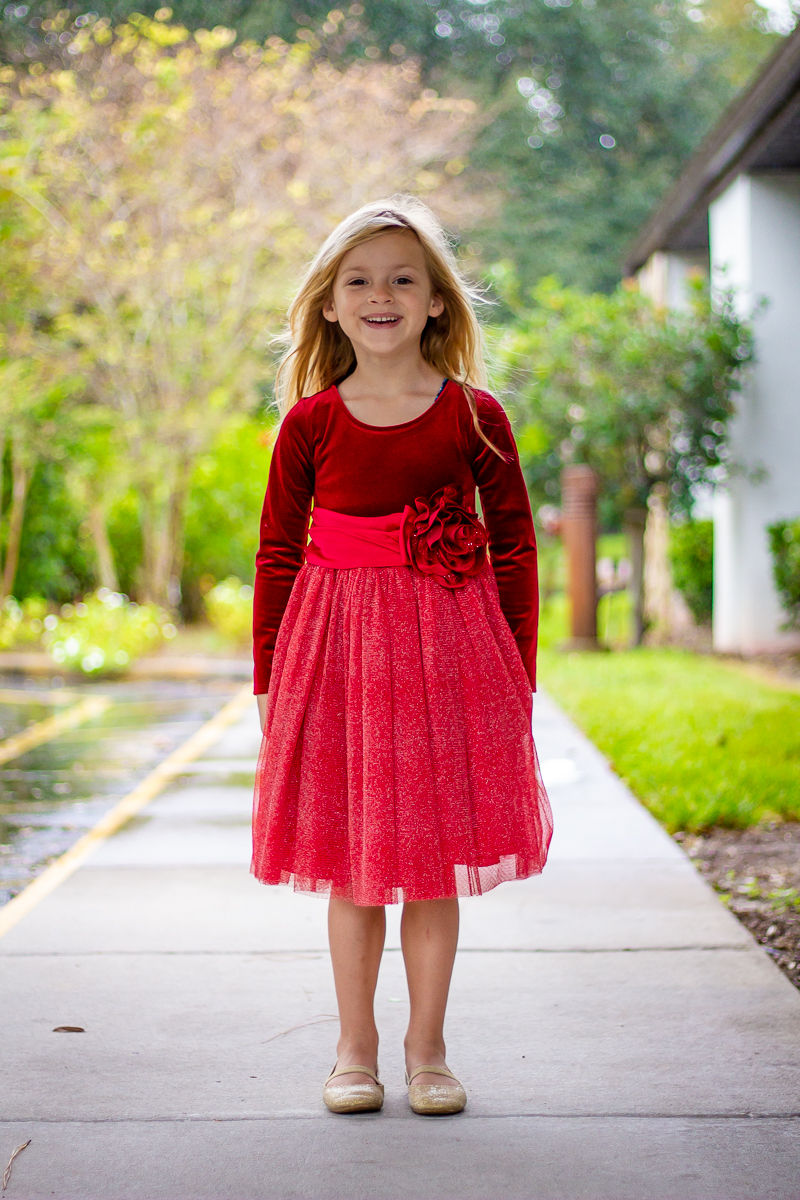 22 Fashionable Trends For The Family: Shine Bright This Holiday