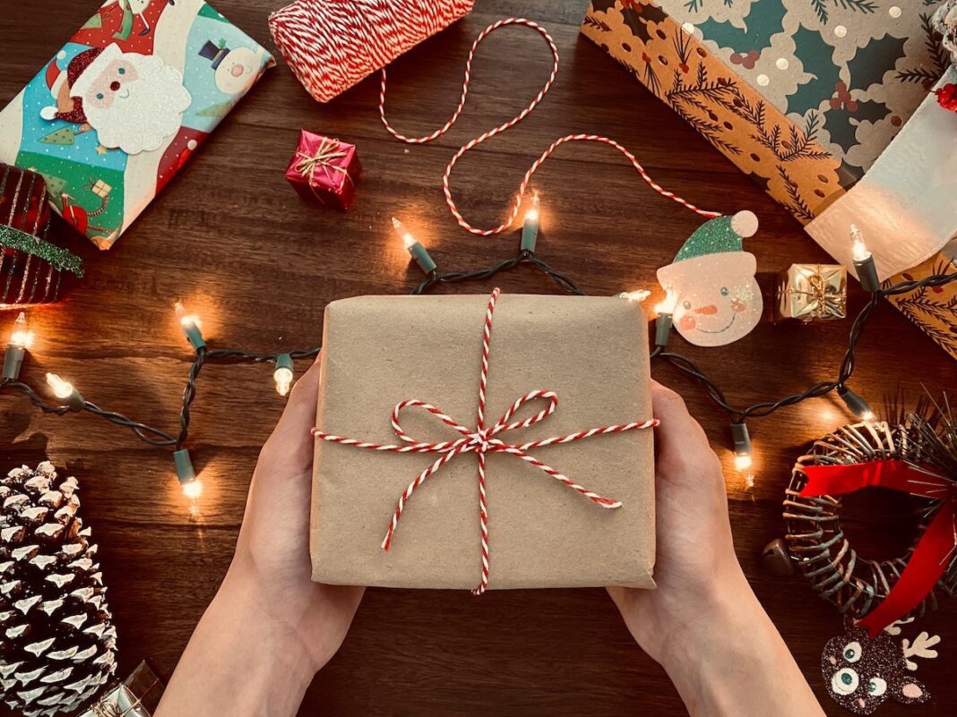 17 Thoughtful Holiday Gifts That Give Back This Season