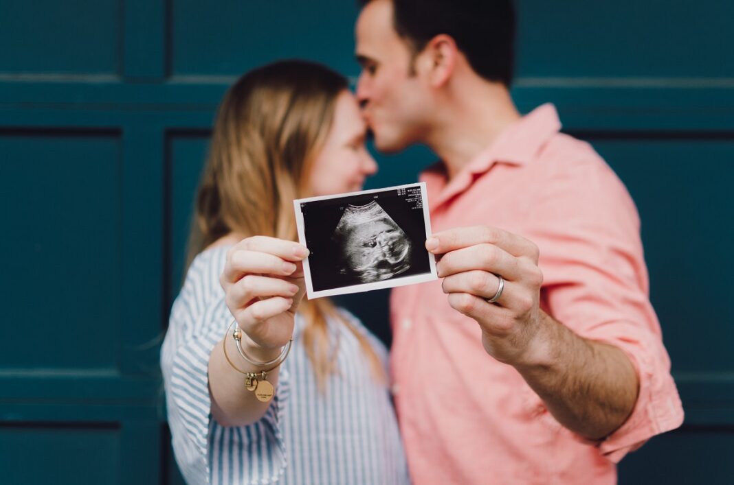 What To Expect At Your First Pregnancy Ultrasound