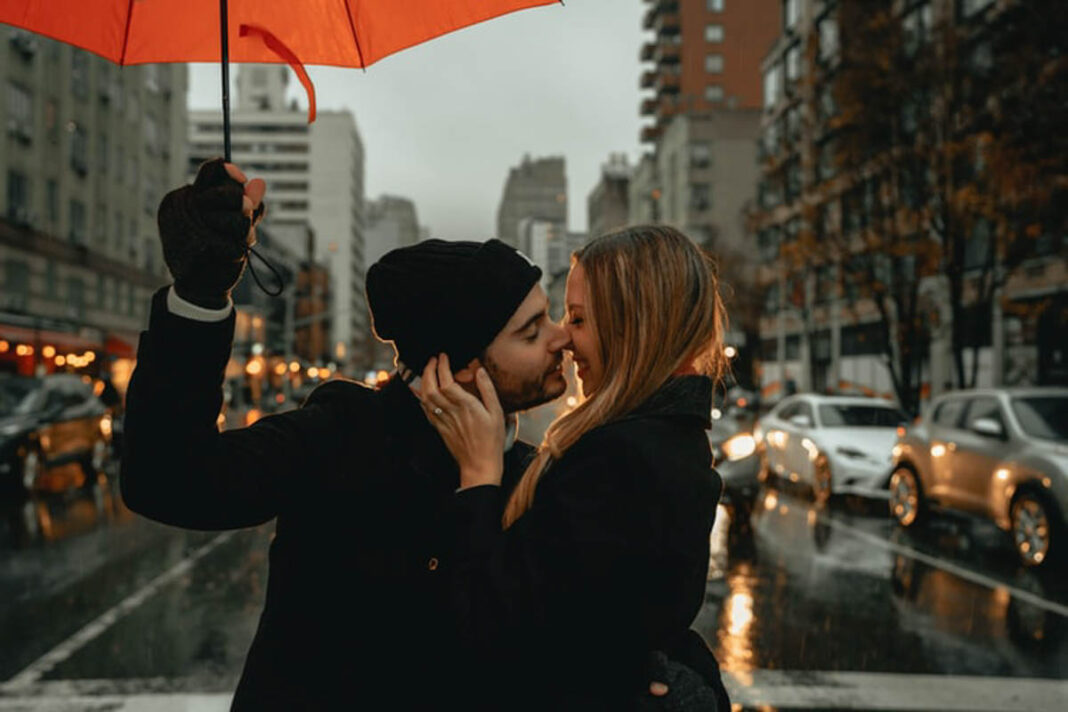 26 Hubby Or Boyfriend Valentine’s Day Gifts That Are A Cut Above