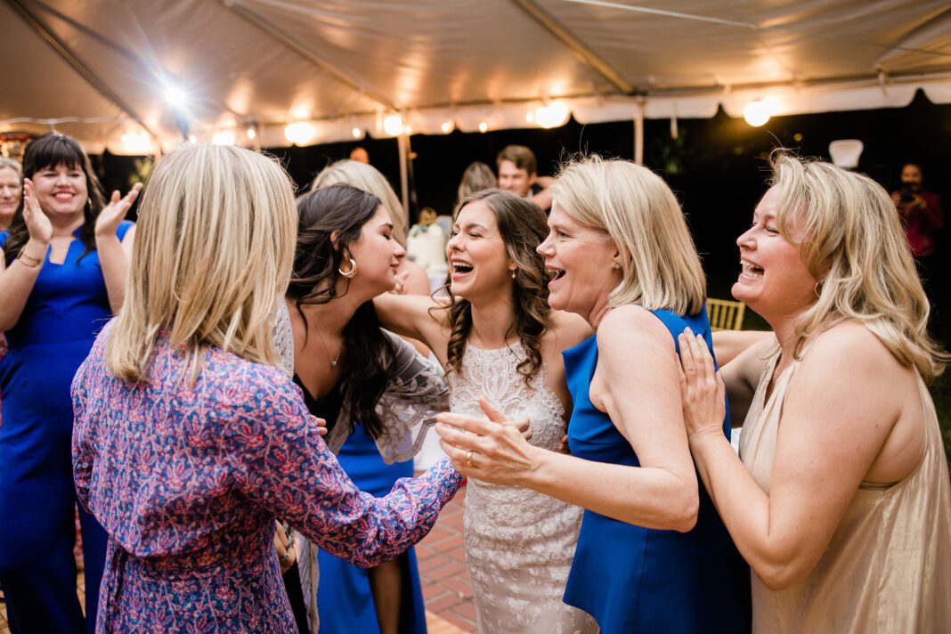 12 Reception Wedding Games To Keep The Party Alive 12 Reception Wedding Games To Keep The Party Alive