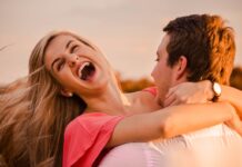 20 Sizzling & Romantic Valentine’s Gifts For Her To Remember