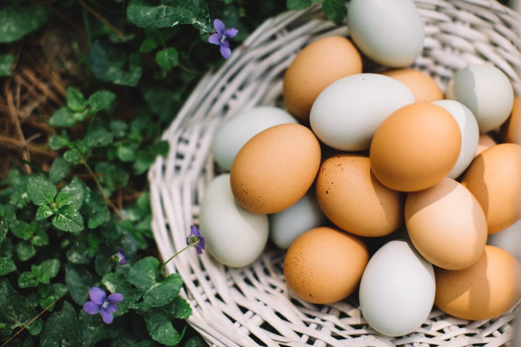 17 Stylish Accessories To Put In An Easter Basket For Adults