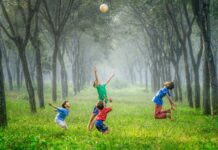 Fun Outdoor Games to Entertain the Neighborhood Kids This Summer Fun Outdoor Games To Entertain The Neighborhood Kids This Summer