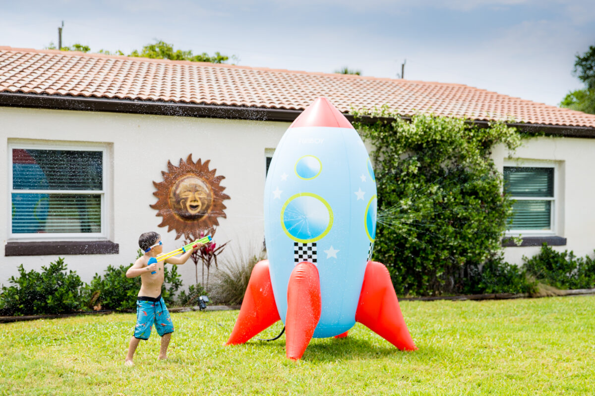 13 Outdoor Toys For Kids: Never-Ending Sunshine And Fun