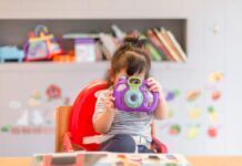 15 Must-have Kids Gear Items & Fascinating Toys For Summer