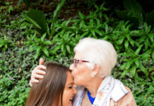 13 Tips For Planning An Awesome Vacation With Grandparents
