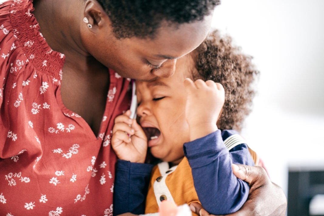 Temper Tantrums: How To Be A Calm & Positive Mom In 5 Simple Steps