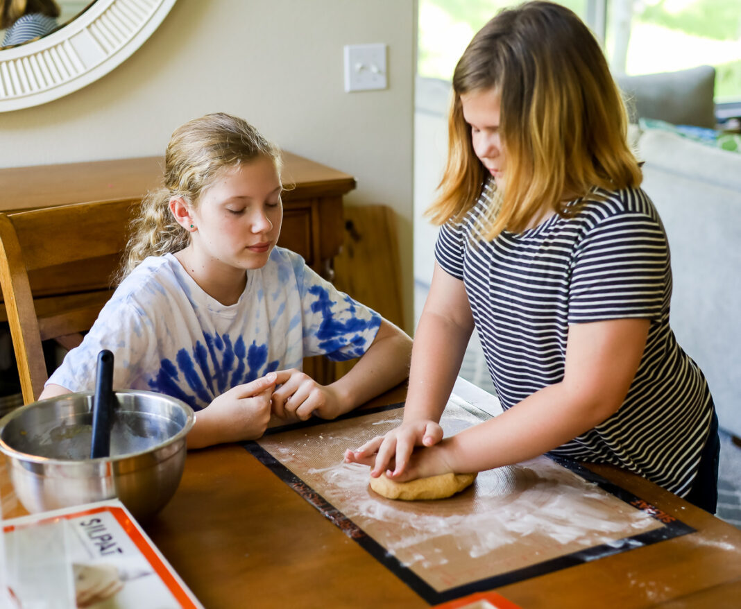 Going Back To School: 16 Meal Prep & Home Organization Items To Get Families Out The Door