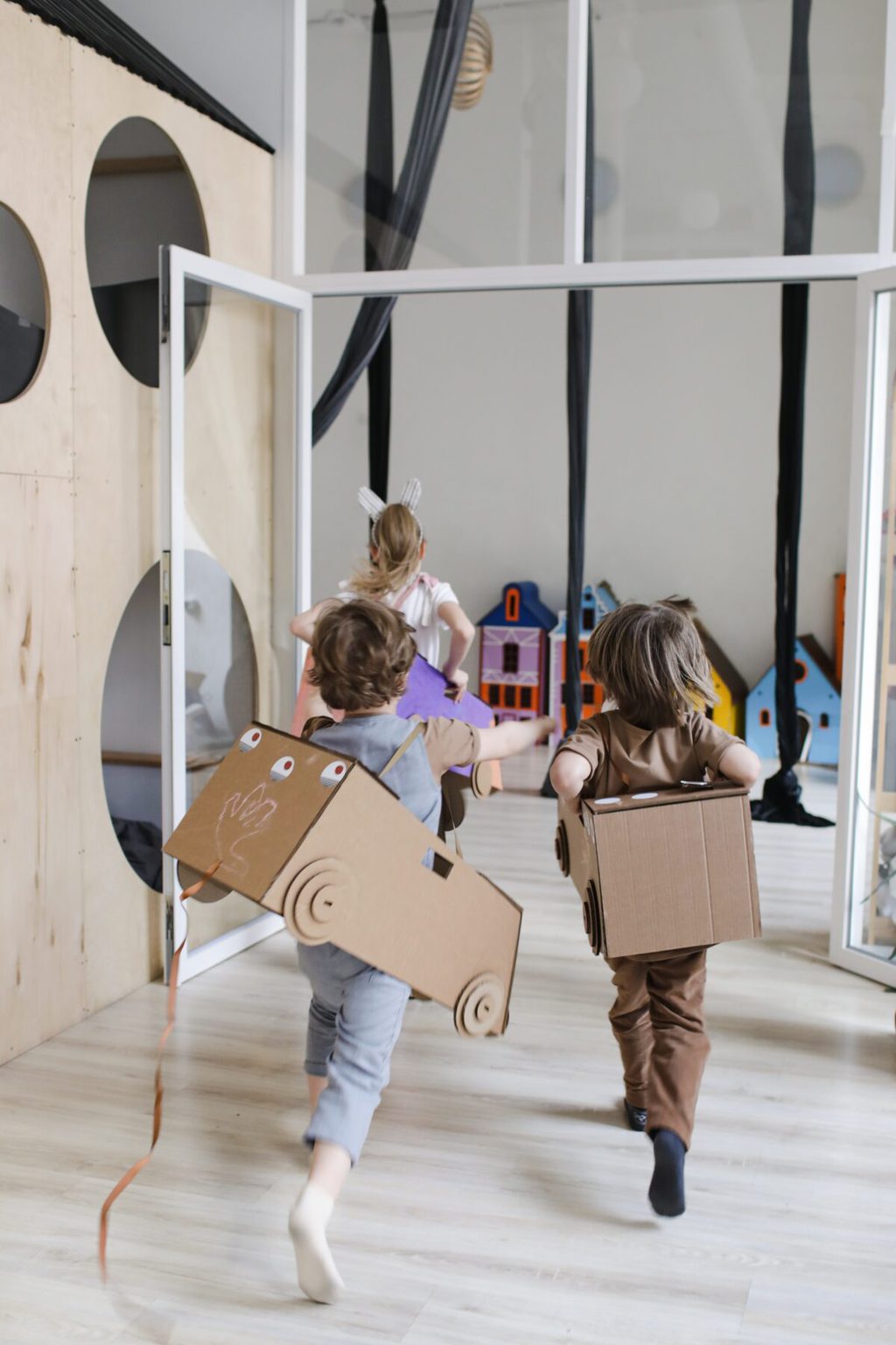 20 Amazing Ways A Customized Cardboard Box Can Be The Best Toy