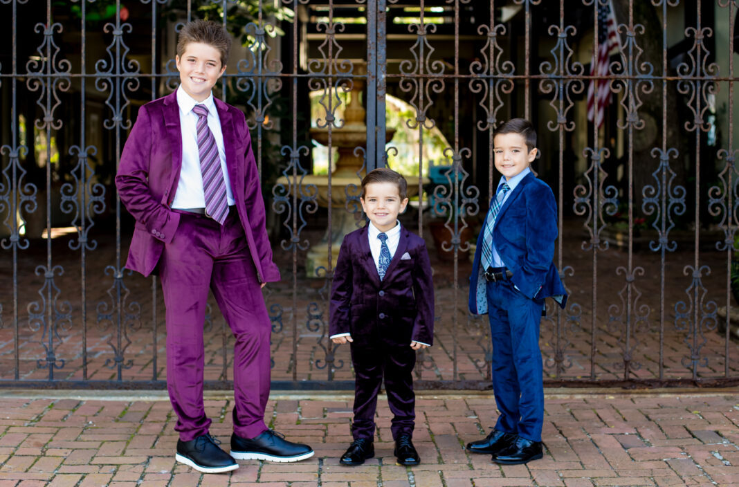 14 Fancy Holiday Outfits & Accessories For The Family