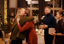 25 Exciting New Home Gift Ideas To Spruce Up The Holidays
