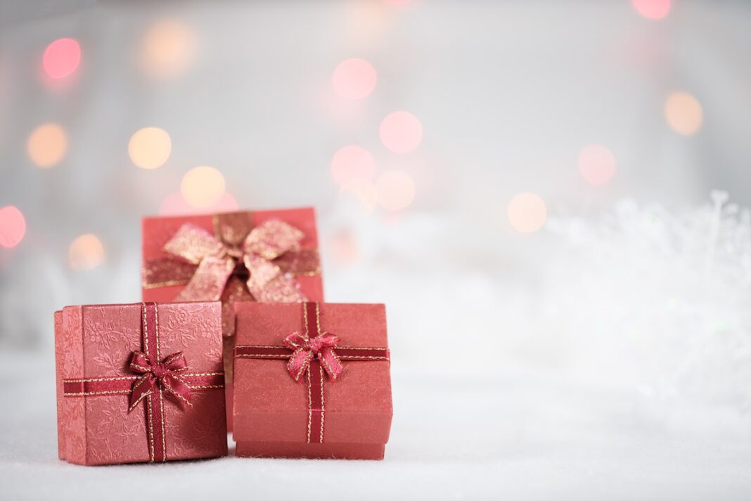 13 Of The Best Intimates To Gift During The Holidays 13 Of The Best Intimates To Gift During The Holidays