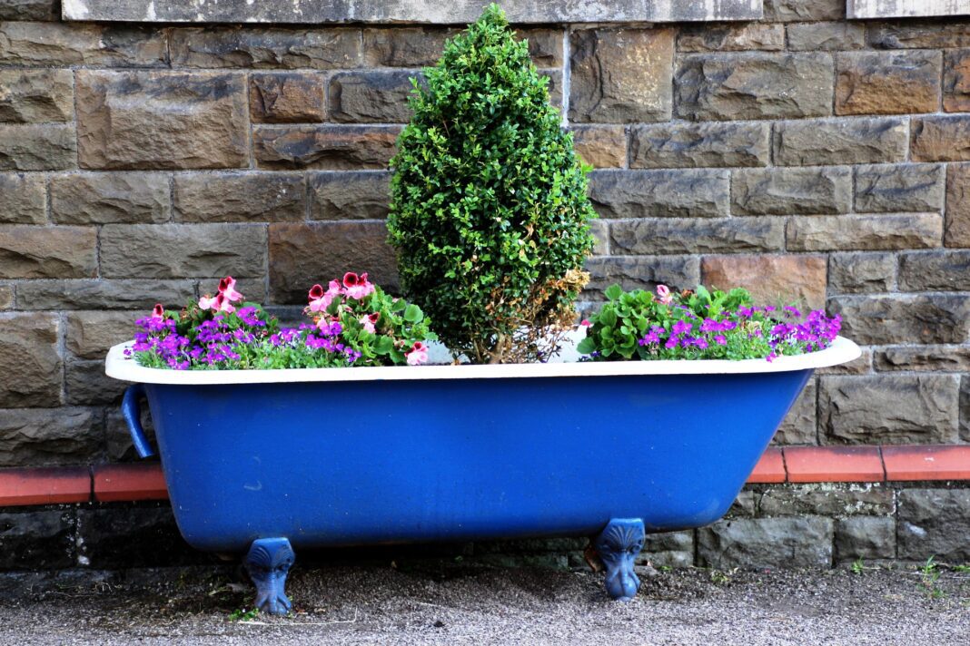 Cheap Garden Decor: Achieve Your Beautifully Unique Oasis With These 3 Tips