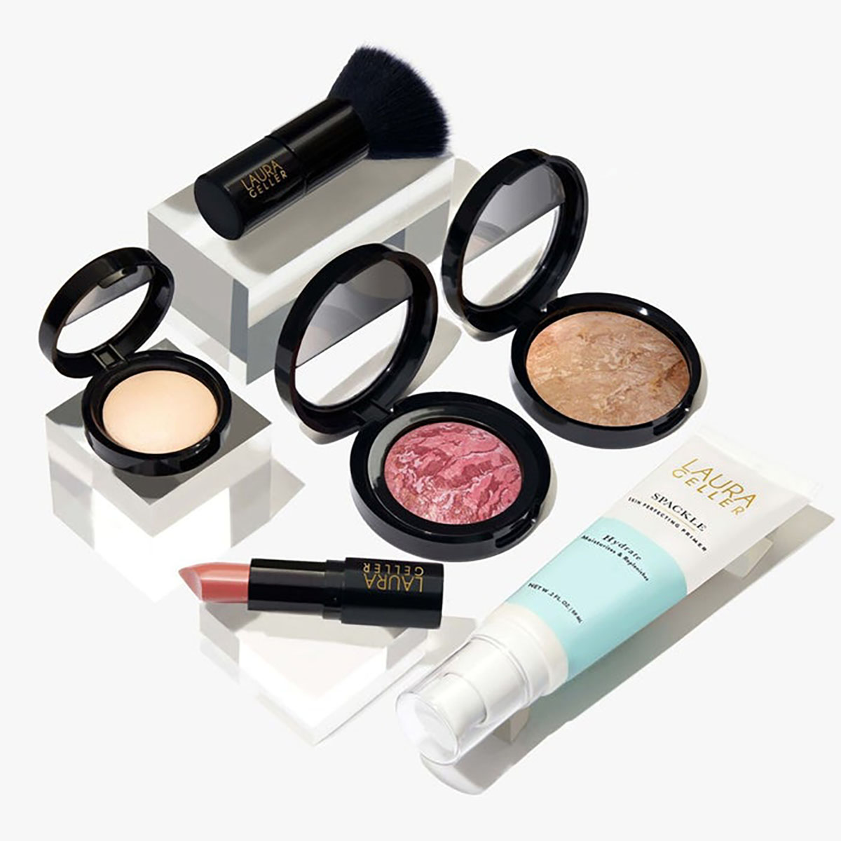 Makeup: Natural Beauty Products With A Pop Of Color {2022}