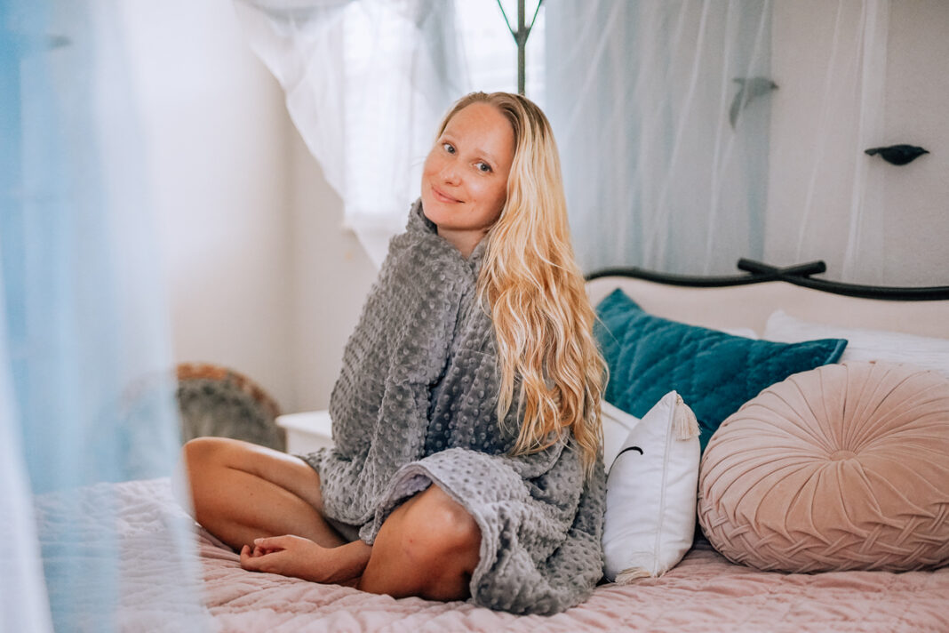 7 Convincing Reasons Why You Should Try Weighted Blankets