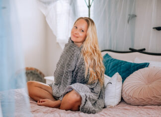 7 Convincing Reasons Why You Should Try Weighted Blankets