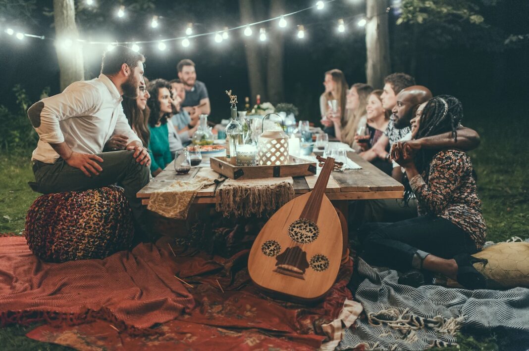 Ideas For Bar Parties: 5 Simple & Stress-free Meals Your Dinner Party Guests Will Love Ideas For Bar Parties: 5 Simple & Stress-free Meals Your Dinner Party Guests Will Love