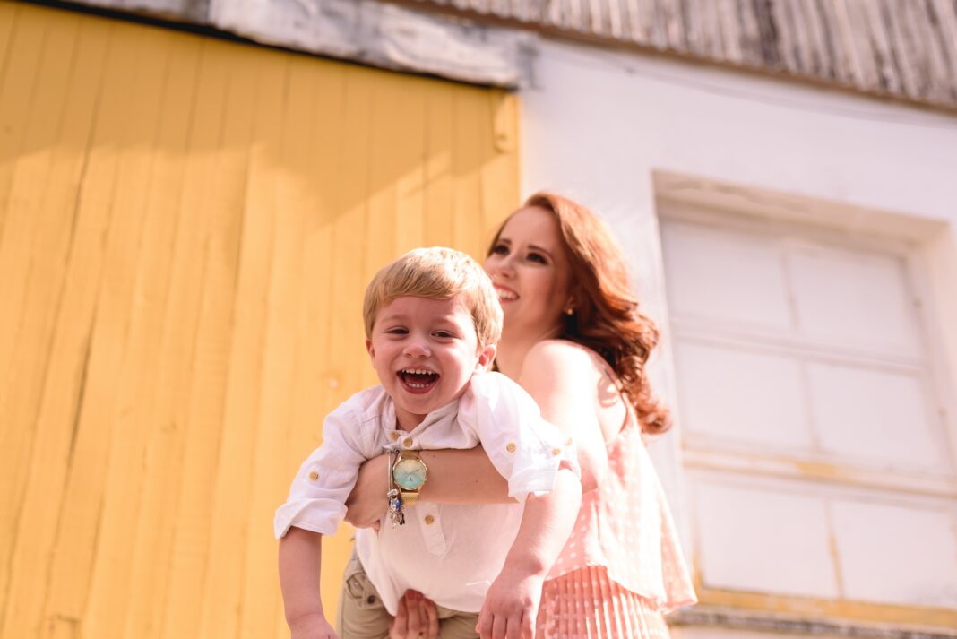 6 Bright Ideas For How To Smile For Pictures (kid Edition)