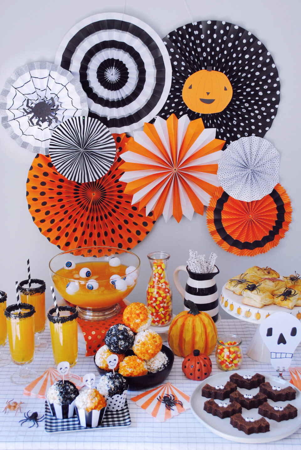 9 Fun And Unique Halloween Party Decor Themes Read Now 