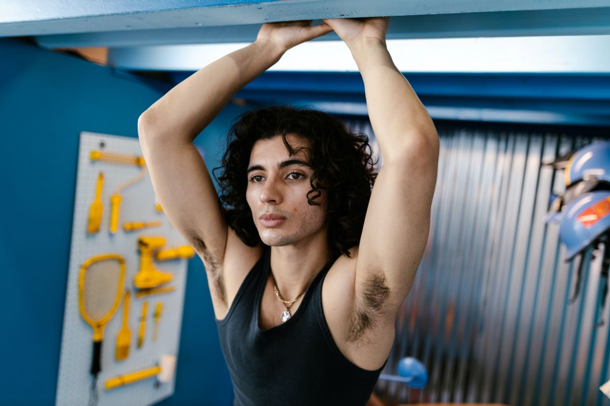 Why Natural Deodorant Wins And 4 Tips To Get Your Pits Onboard