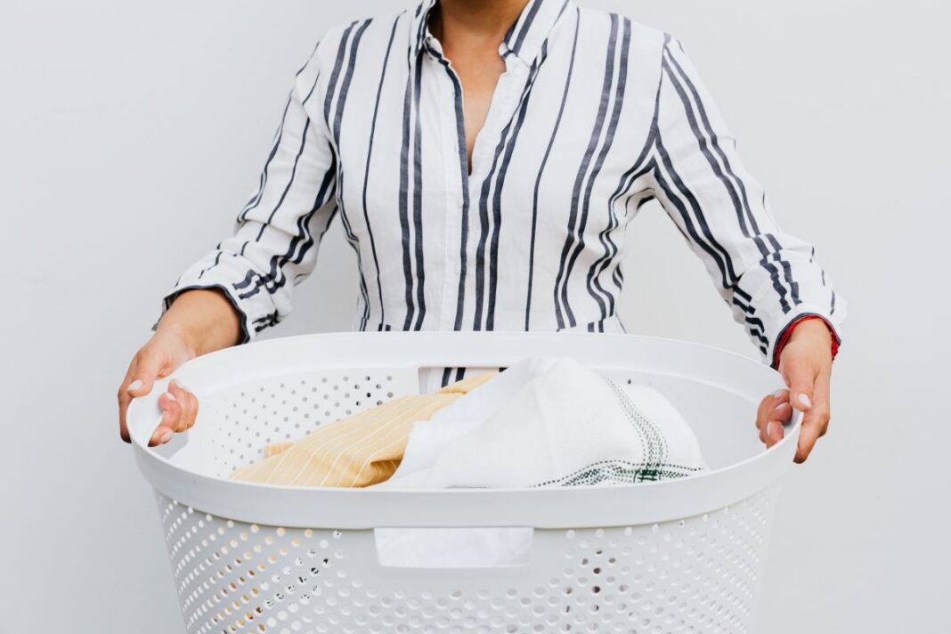 The Laundry Stripping Craze: A Proven 3-ingredient Recipe And The Logic Behind The Practice