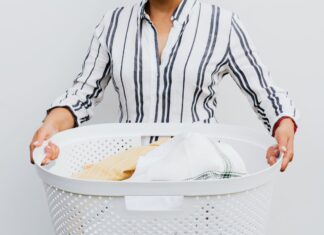 The Laundry Stripping Craze: A Proven 3-ingredient Recipe And The Logic Behind The Practice