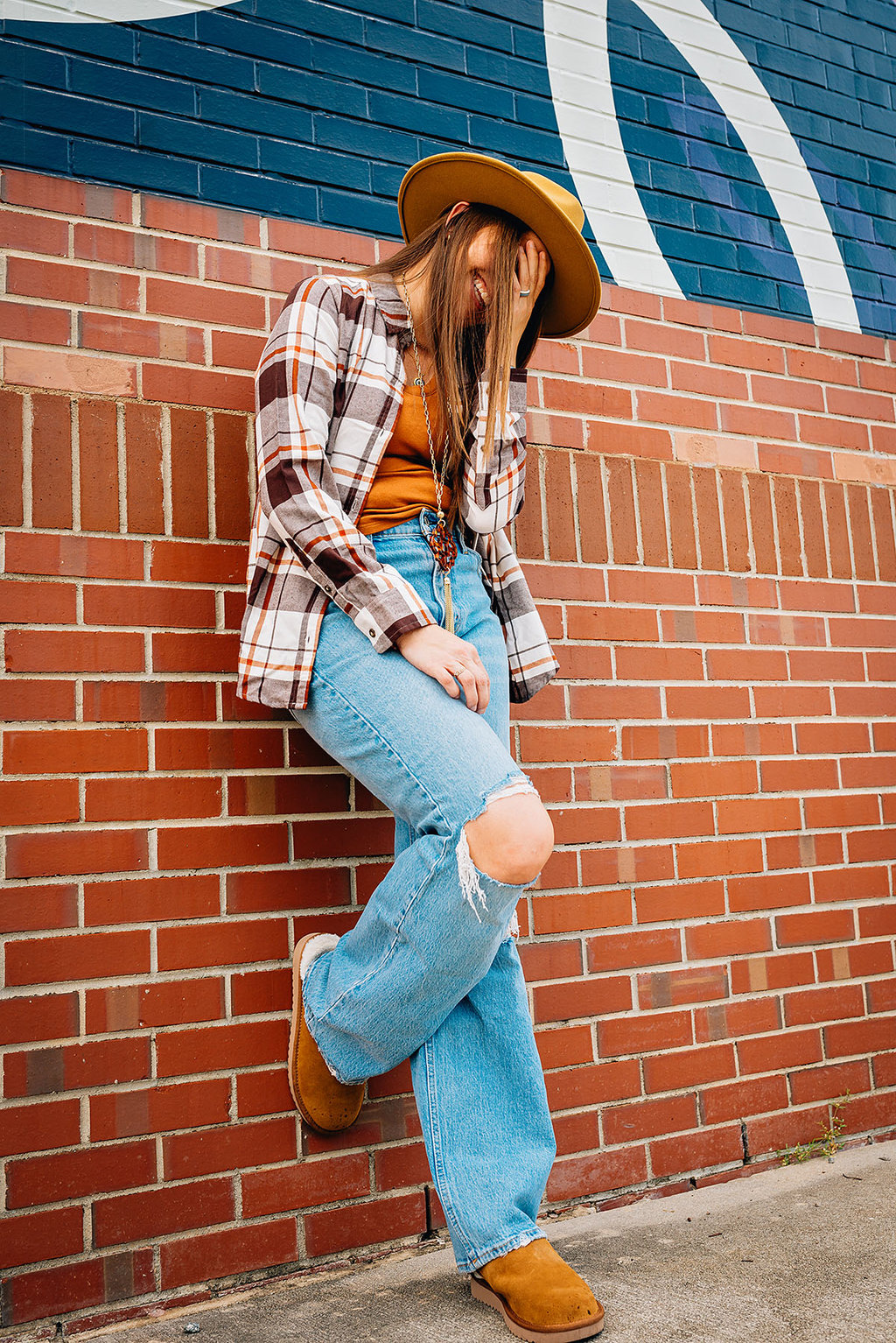 Stylish & Trendy Women’S Fall Clothing For Today’S Fashionista {2022}