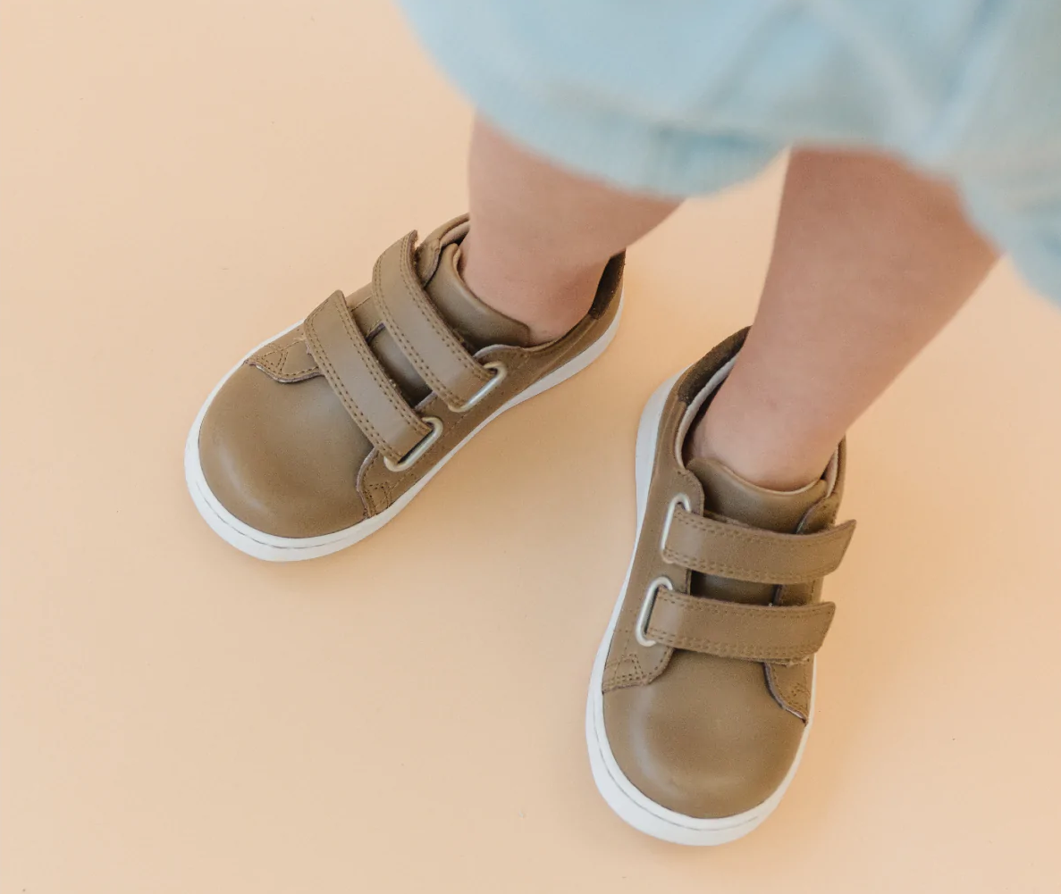 Outfits For Fall: 17 Stylish Shoes And Clothes For The Whole Family