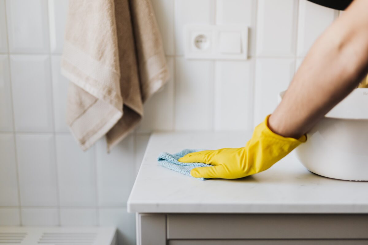 15 In-Home Services That Help New Moms