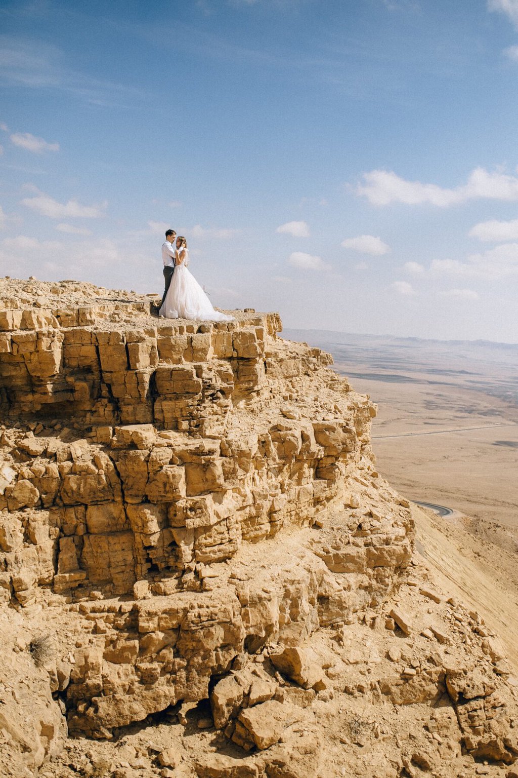 Eloping In The Desert: Why It Is Cooler Than You Think