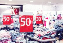 5 Types Of Stores Open On Thanksgiving