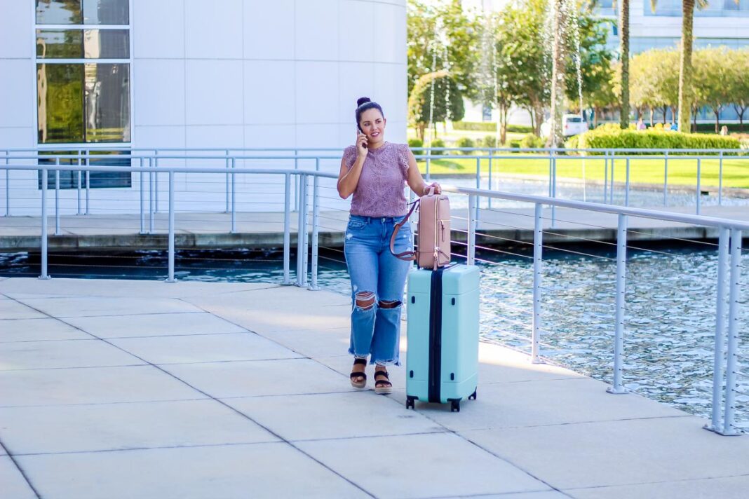 15 Of The Best Travel Gifts To Kick Off The Holiday Season