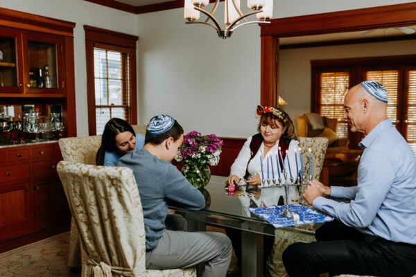8 Hanukkah Crafts To Celebrate The Holiday »Read More