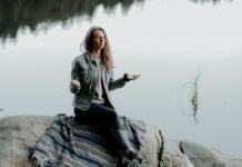 8 Meaningful Mindfulness Exercises To Improve Your Mental Health