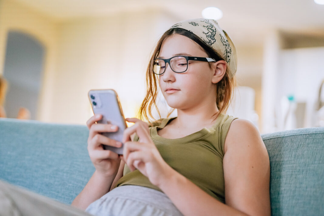 The Benefits Of Blue Light Filtered Glasses For Kids And Sunglasses For Adults