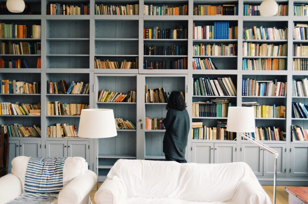 How To Create A Tiny Library Room In Any Home