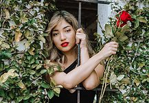 26 Amazing Products For Glowing Skin & Luscious Locks Sure To Impress Your Valentineย Daily Mom Parent Portal Glowing Skin Feature