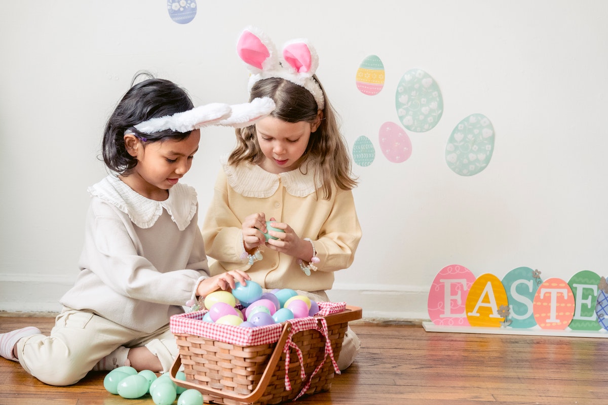 Daily Mom Parent Portal Easter Basket Ideas Feature