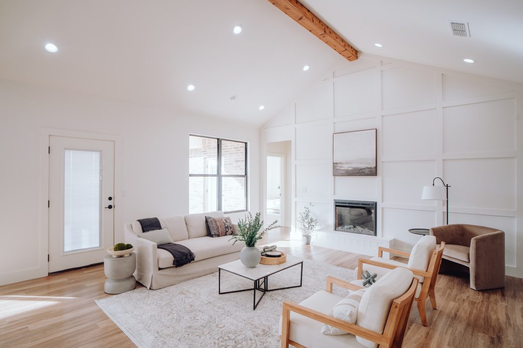 High End Home Décor: Tips For A Low-end Budget daily mom parent portal high end home decor