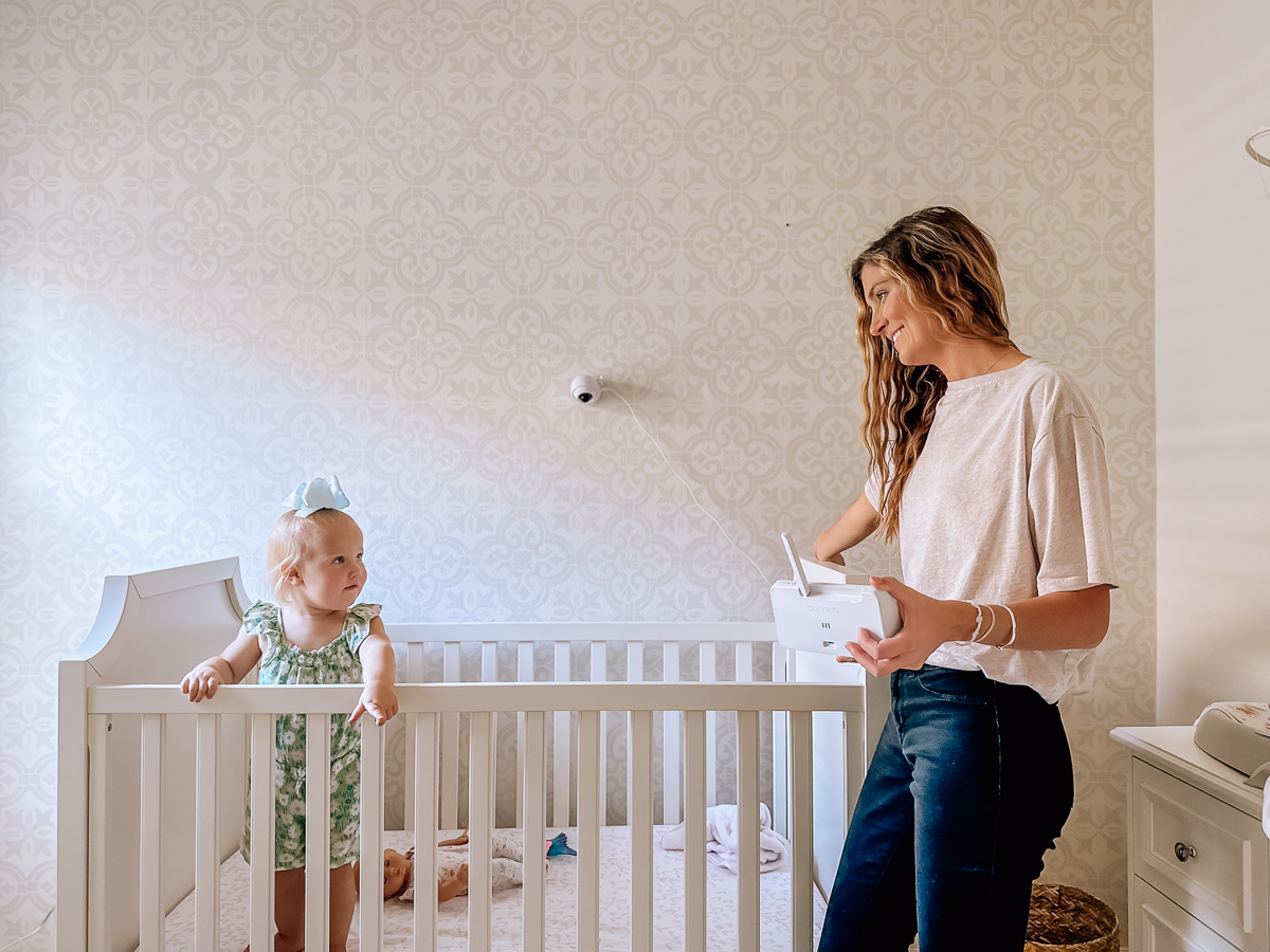 Bonoch Long-Range Baby Monitor: 6 Great Features You'll Want In A Baby Monitor