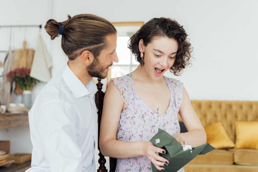 21 Unforgettable Mother's Day Gifts For Wives To Make Her Feel Special Daily Mom Parent Portal Mothers Day Gifts For Wives Feature